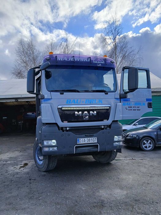 Usługi transportowe wywrotka z HDS