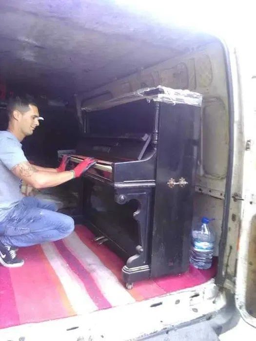 Mudanças e Transportes 24h/ Limpezas de monos