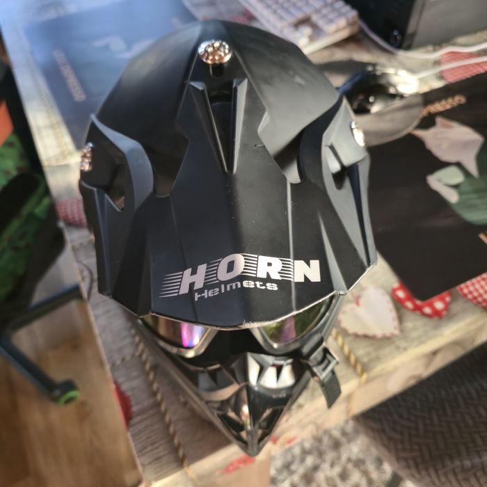 Kask rowerowy lub Motorowy