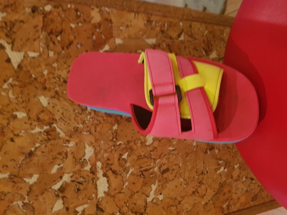 сланці на танкетці ,супер зручні і круті38р(39) Іспанія