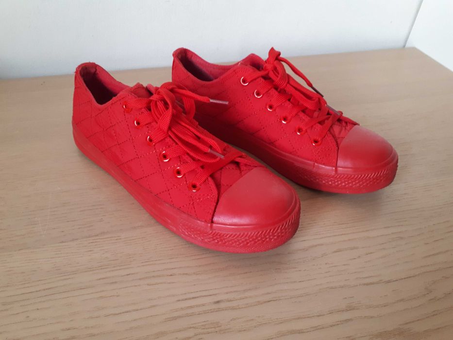 trampki czerwone Bella Comoda 38/39