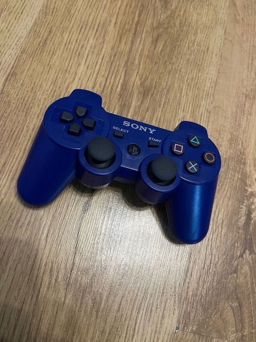 Sprawny pad do PS3. Nowy
