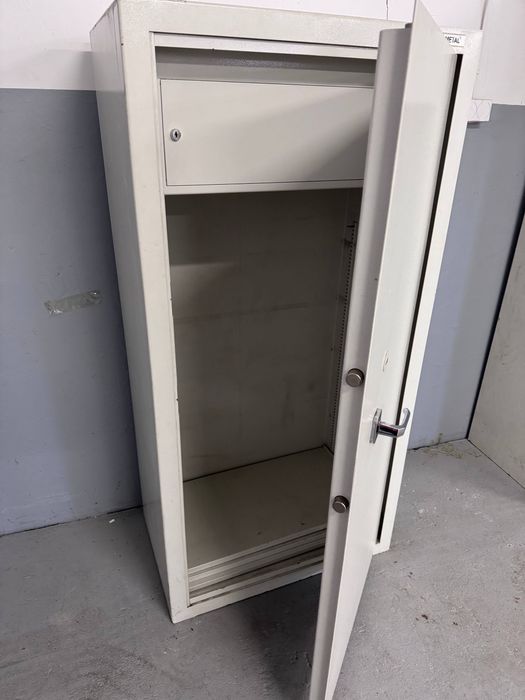 Sejf ,szafa pancerna KONSMETAL