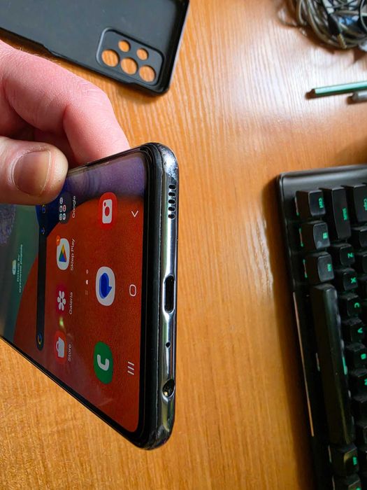 Samsung A52S 5G 128GB i 6GB RAM