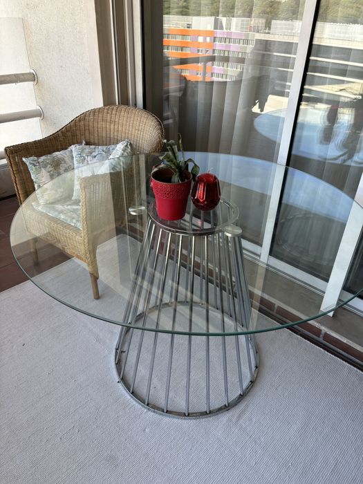 Mesa de vidro de sala jantar