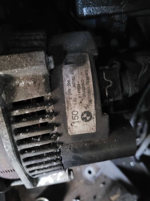 pompa wspomagania silnik BMW m57 silnikm 2,5 TDS 02 rok