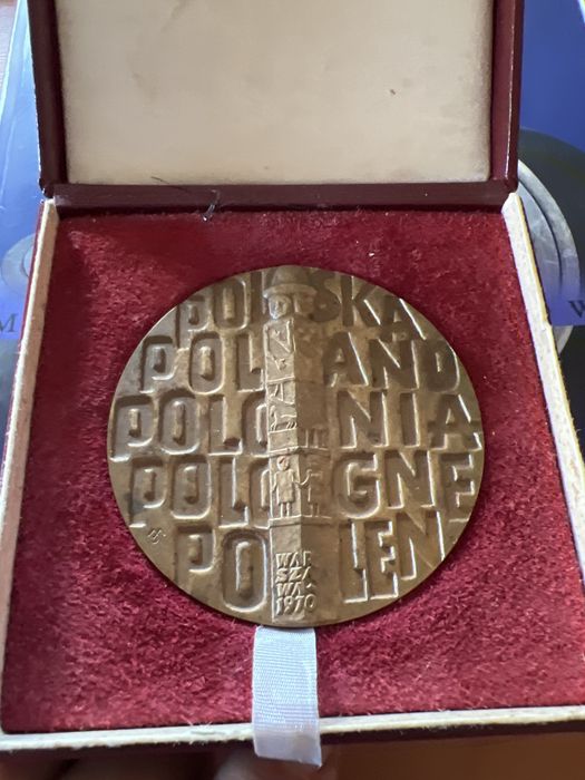 Medal Polonia z Macieżą