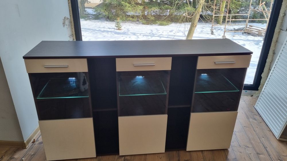 Komoda do salonu biura pokoju