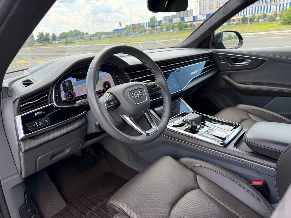Audi Q8 55TFSi Official