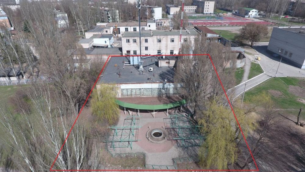 Продаж окремої будівлі під харчове або інше виробництво