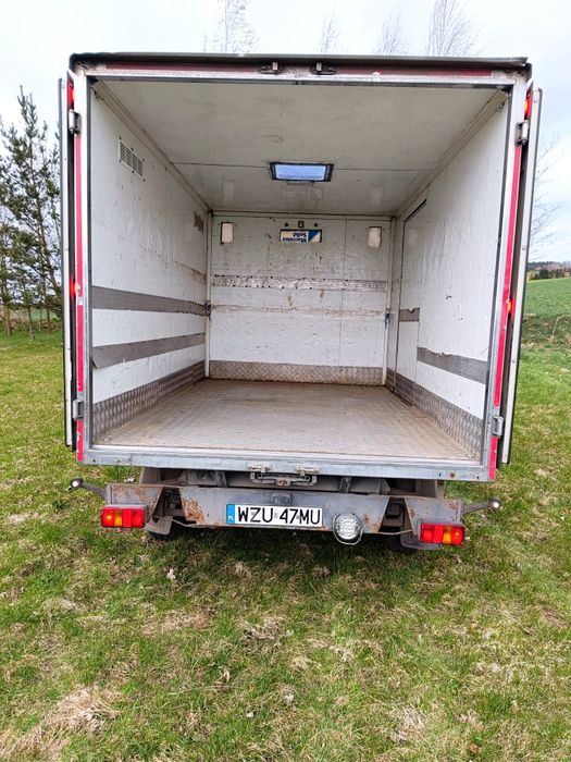 Mercedes 311D kontener