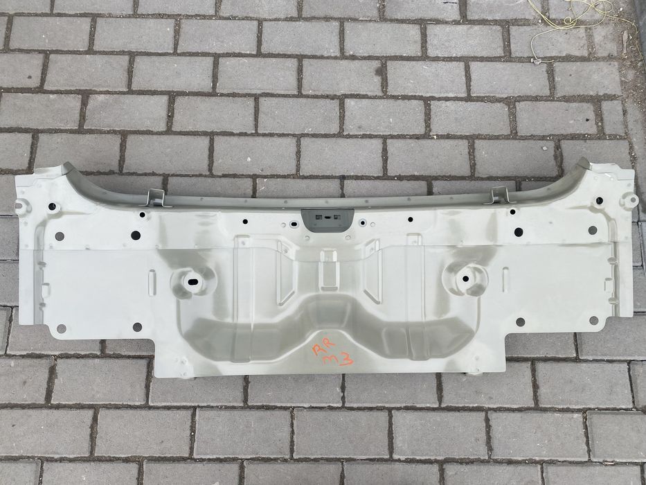 Панель задняя Tesla Model 3