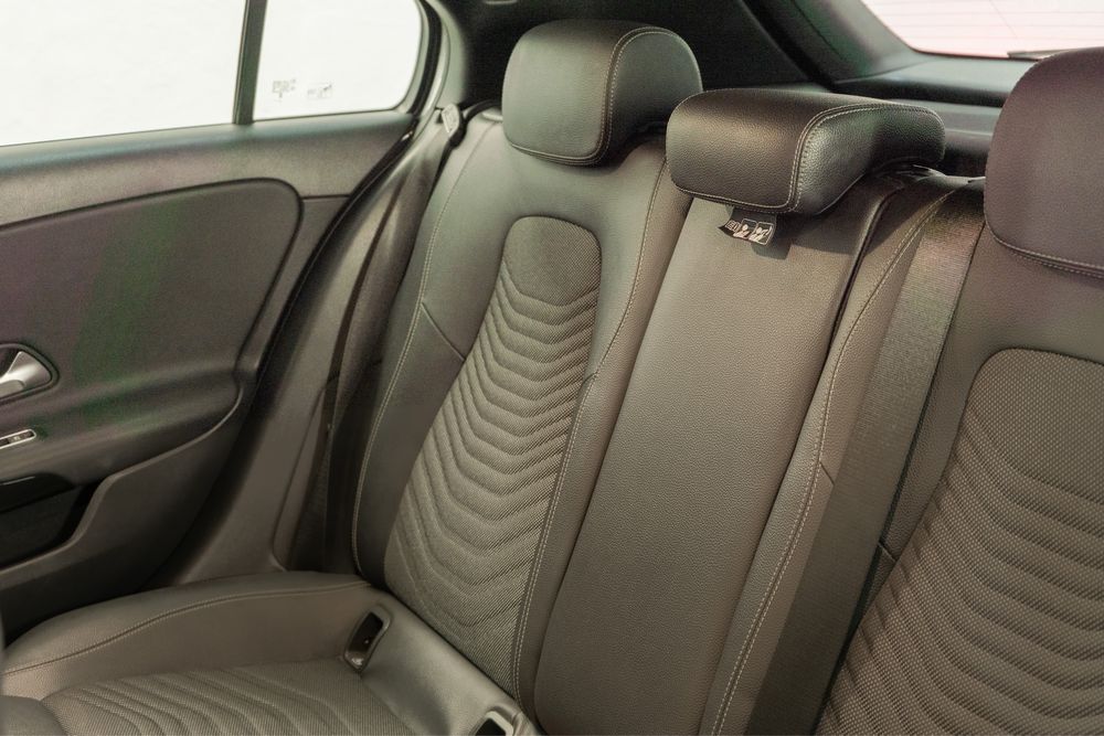 Mercedes A180d Auto ** Desde 279€ Mês**