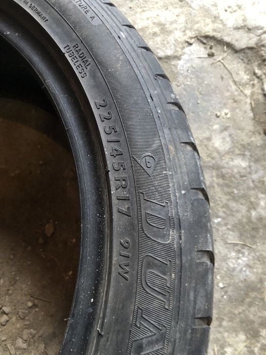 Шина R17 225 45 .