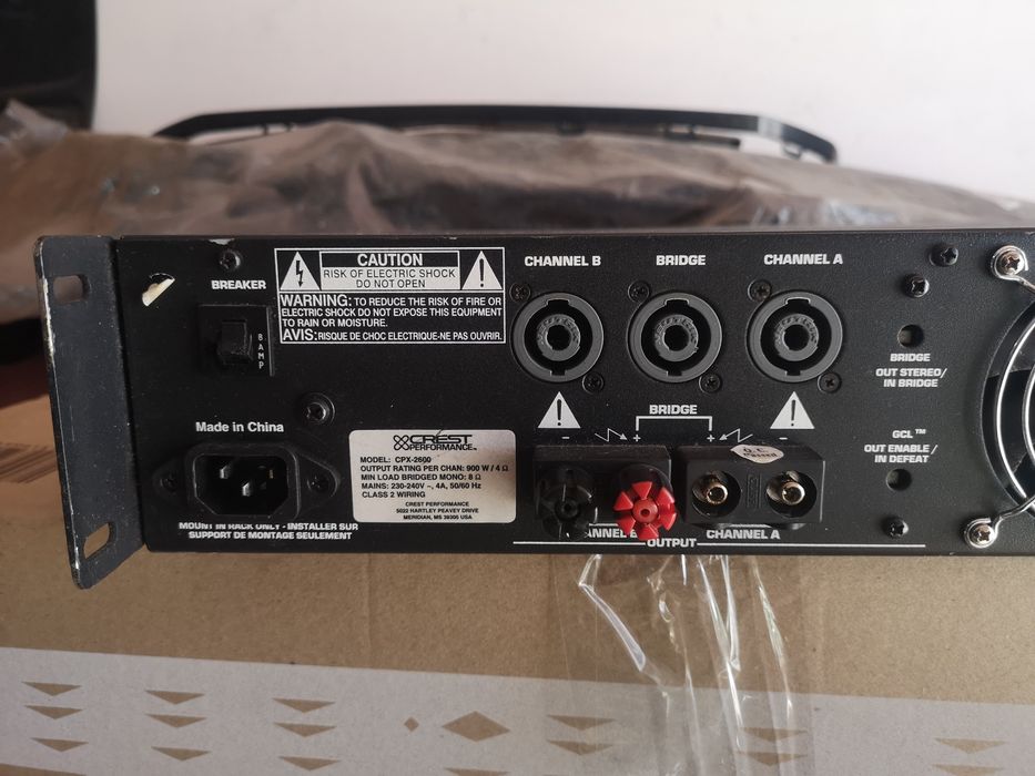 Усілітель кінцевик CREST AUDIO  CPX 2600   2x900ват