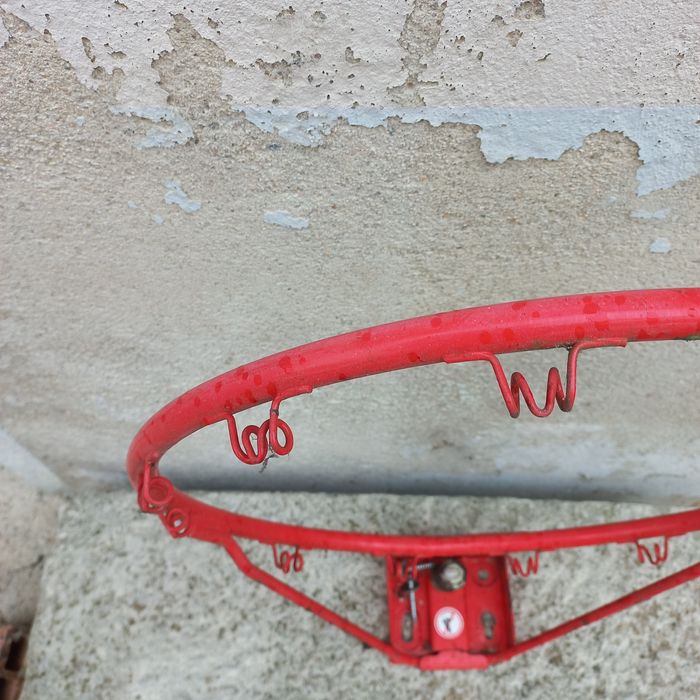 Cesto basquetebol metalico