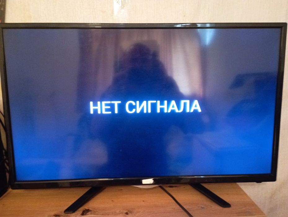 Телевізор Mystery MTV-3229LTA2