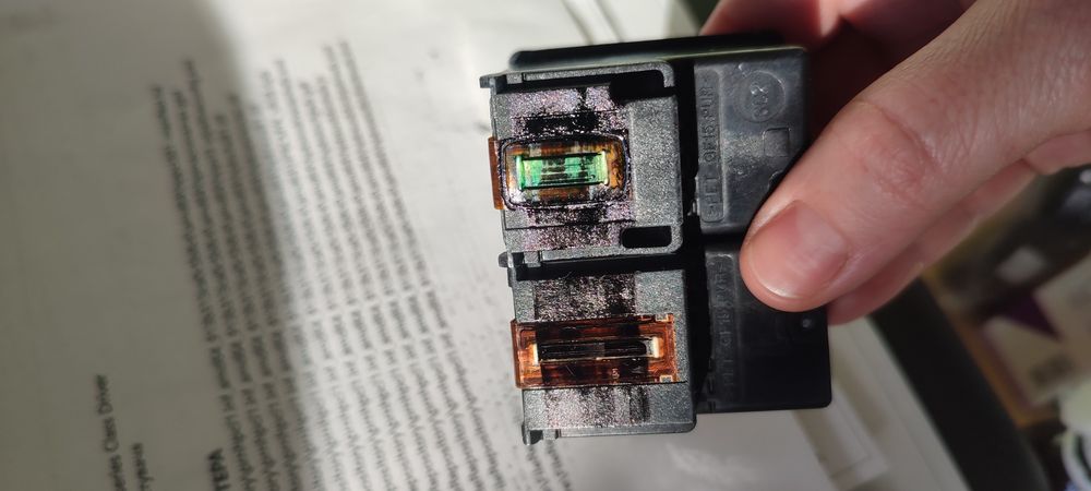 Продам б/в принтер+ сканер  БФП НР Deskjet 3050А