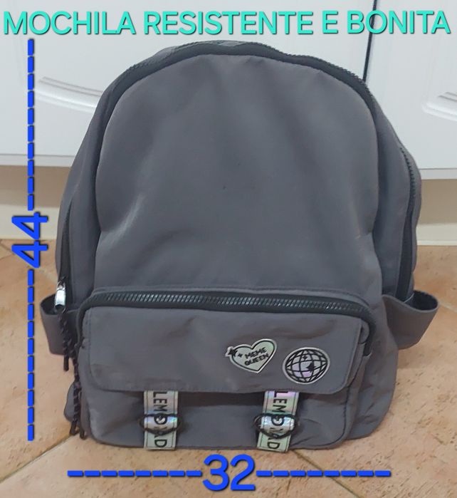 MOCHILA RESISTENTE E MUITA ARRUMAÇÃO.Casa,Escola,Viagens,Férias,Quarto