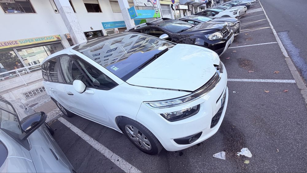 Carro cintroen grsnde picasso