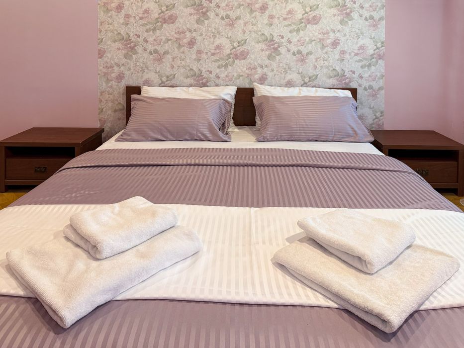 Велика 4 кім Квартира на Площі Ринок