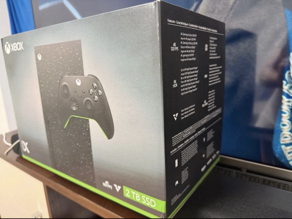 Xbox Series X - 2TB Galaxy Balck