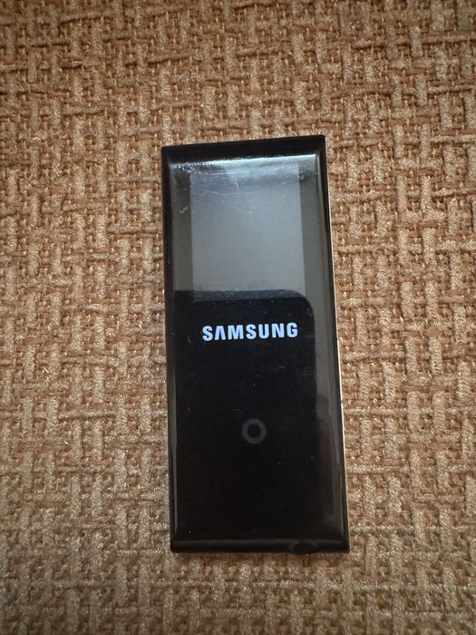 MP-3 плеер samsung YP-E5 на запчасти