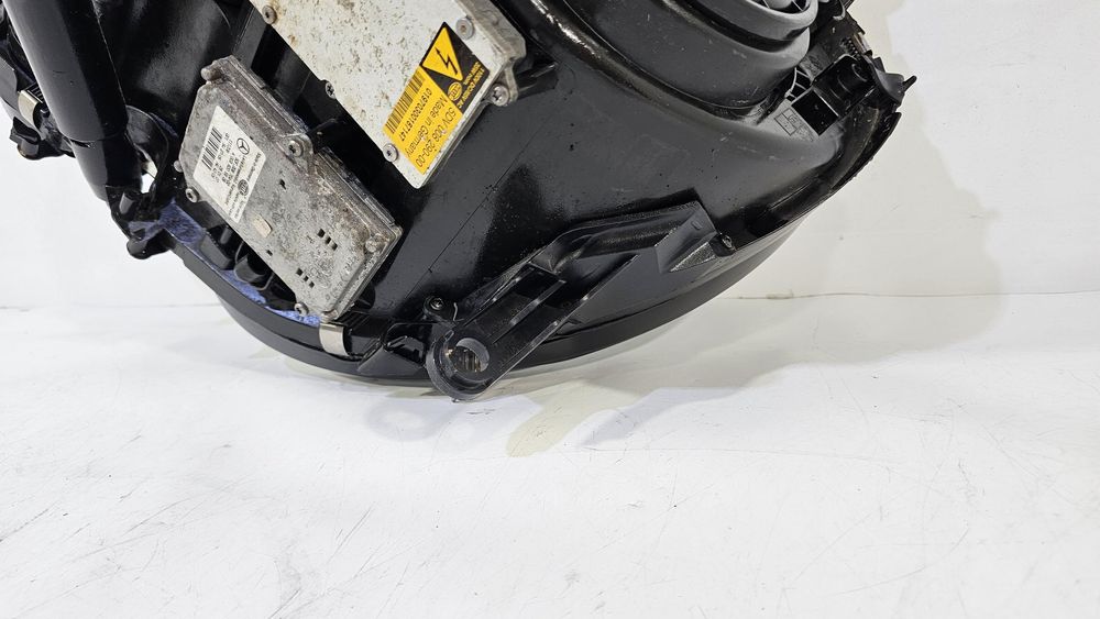 Mercedes w211 lampa przód przednia bi-xenon skrętny prawa eu