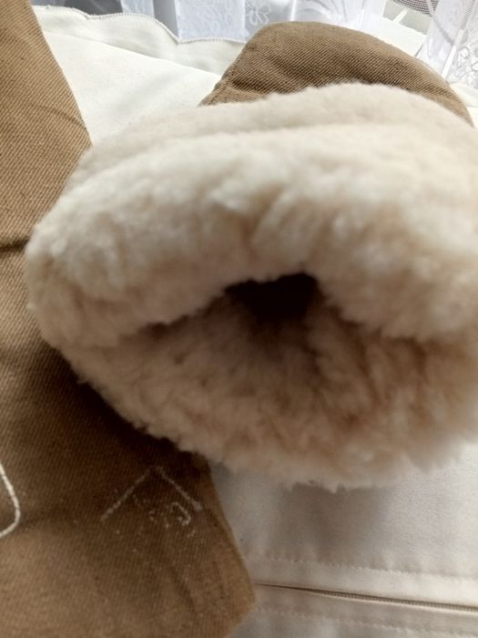 Рукавички из натуральной овчины новые