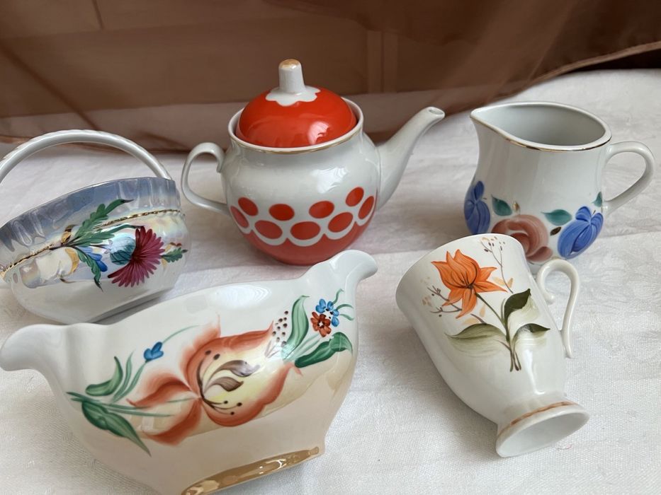 Чайні сервізи, чайники