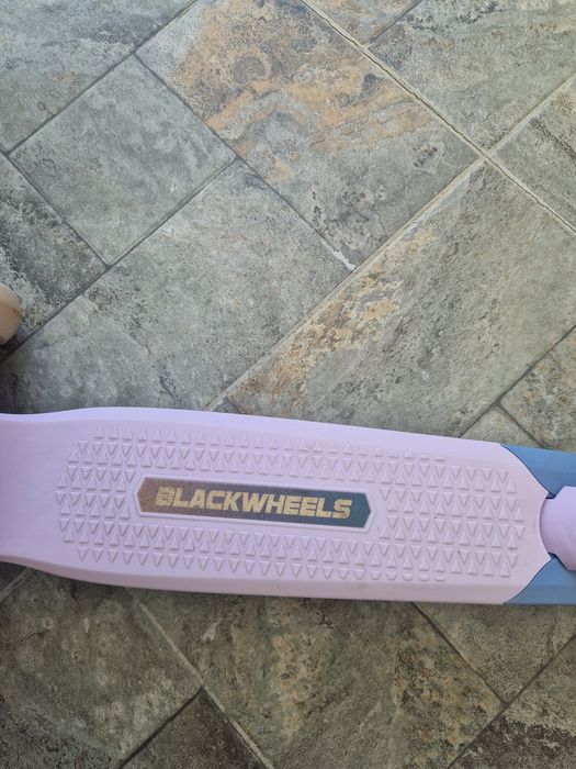 Trotinete blackwheels