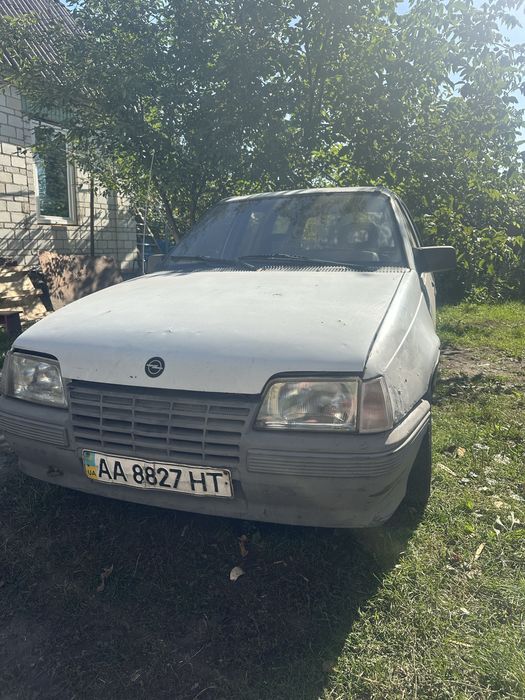 Продам автомобіль Opel Kadett