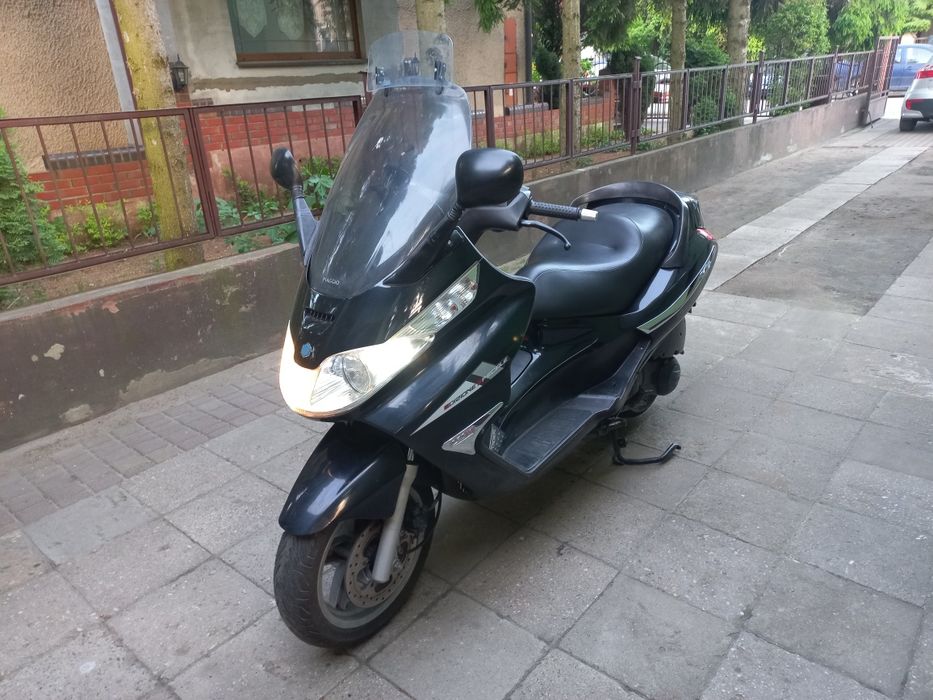 Skuter Piaggio X8 250 kat. A2