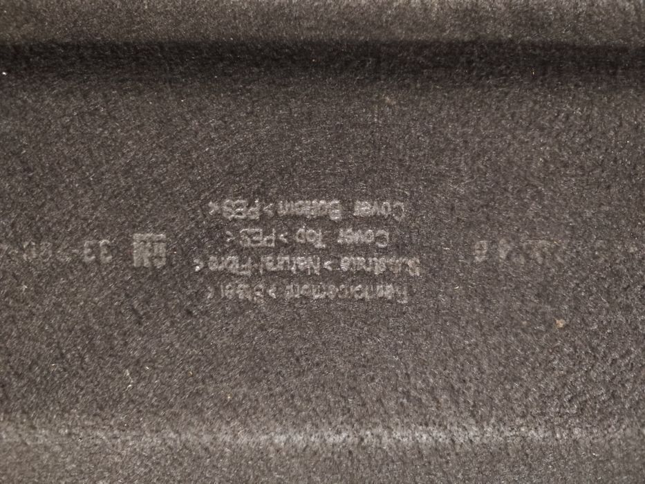 Półka bagażnika Opel Astra H.
