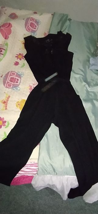 Vendo vestidos impecáveis