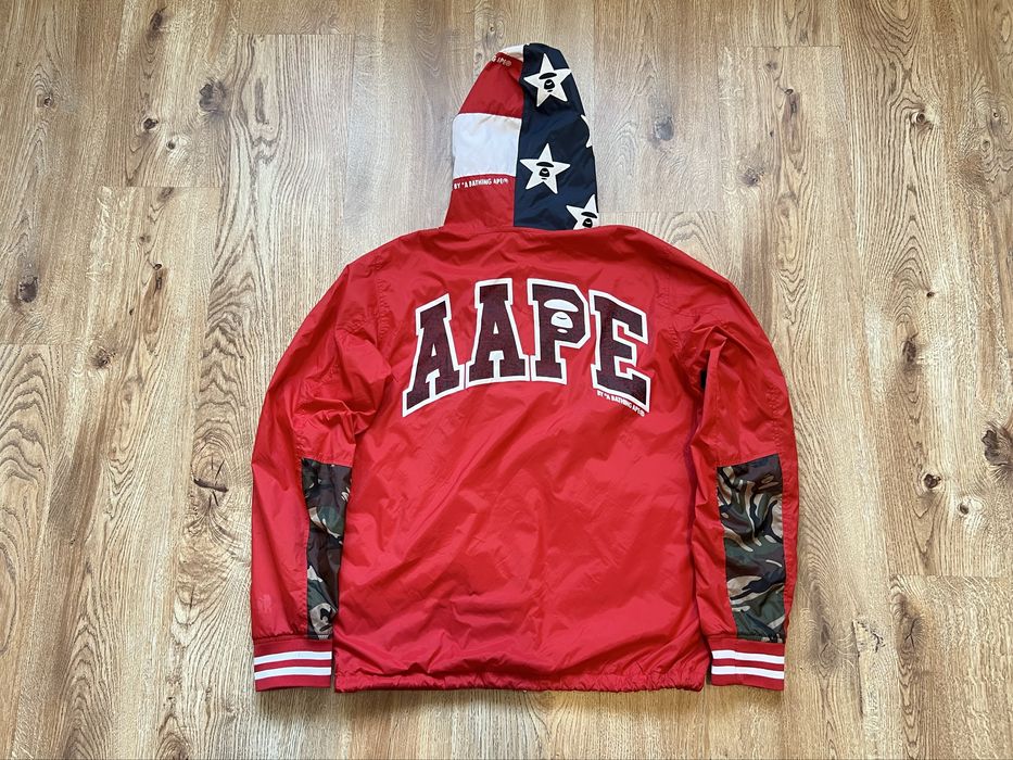 Червона вітровка Bape Aape a bathing ape camo оригінал