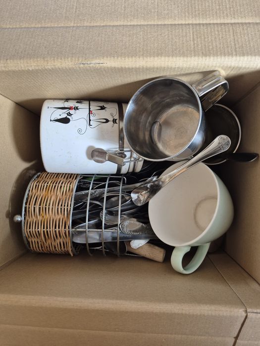 Величезний набір посуду (тарілки, склянки, прибори) — ВСЕ ЗА 500 грн