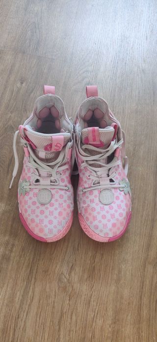 Sapatilhas Basquetebol adidas Harden cor de rosa