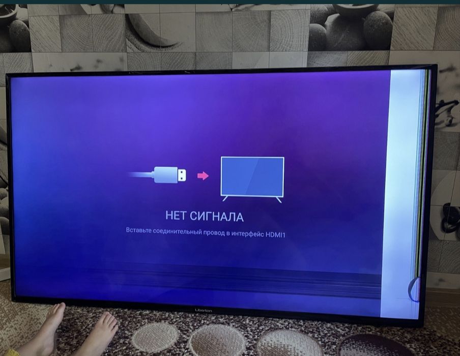 Продам Smart TV телевізор LIBERTON 55 на запчастини