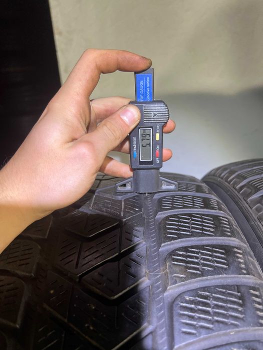 Без передоплати! Шини зима Б/В 235 50 19 Pirelli арт. 4223