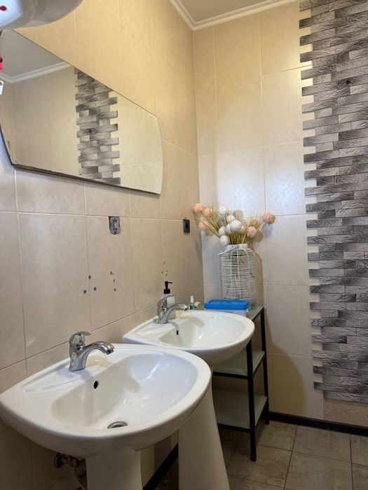 Оренда кабінету салон краси Поділ