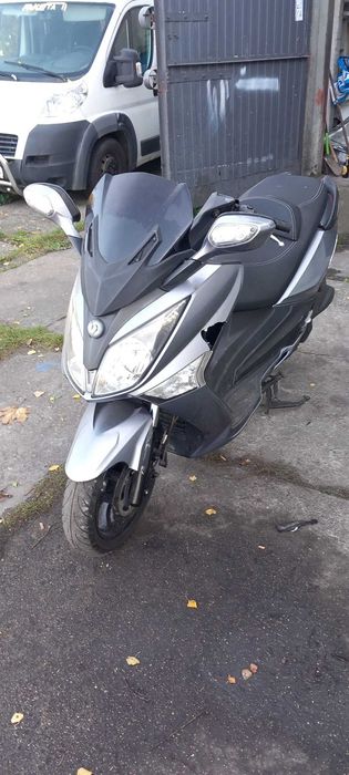 Sym