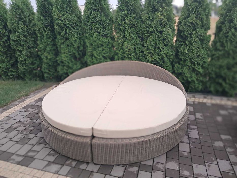 Okrągły wypoczynek wiklinowy ogrodowy