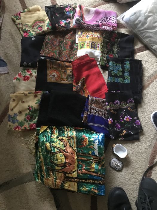 Хустки пухові килим