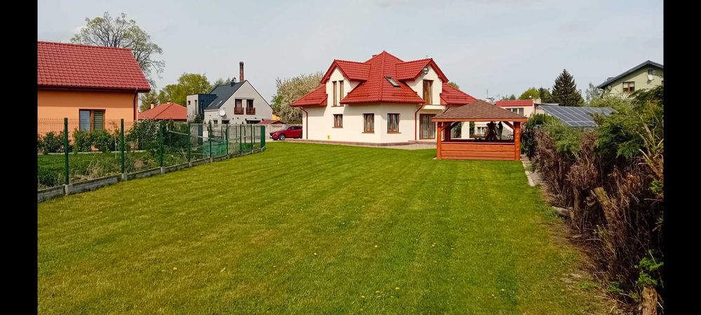 Piękny Dom dobra lokalizacja