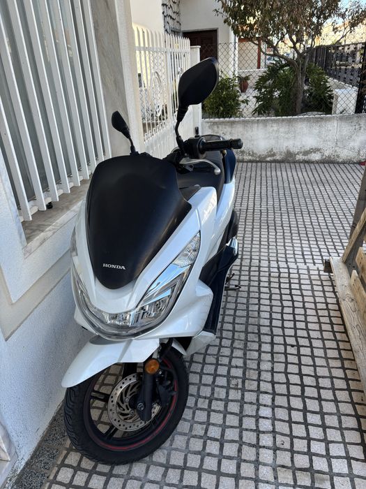 Honda Pcx 2016.