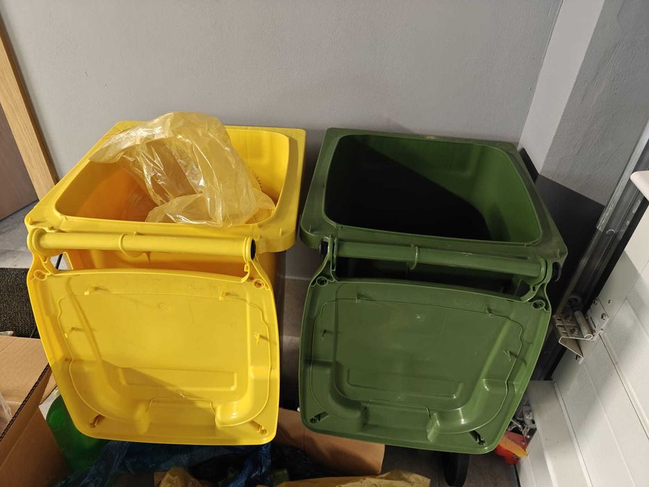 Kosz na śmieci  żółty 120