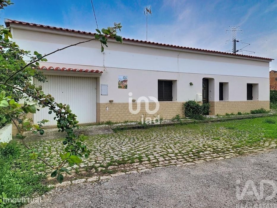 Moradia térrea T3 em Algoz e Tunes de 164,9 m2