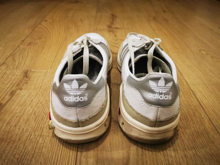 Sapatilhas Adidas Spezial Prata e Branco