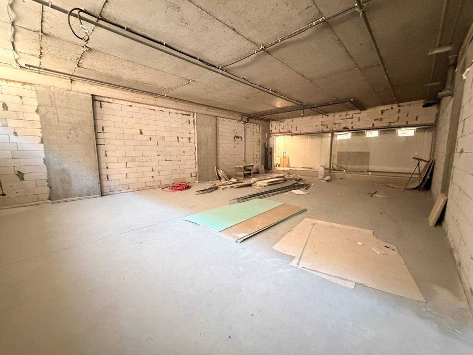 Оренда залів від 100 до 600 м² в новому ЖК "Olympik Park"  Під бізнес студія танців або фітнес клуб.